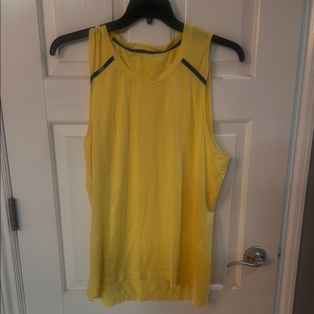 RHONE Yellow Men's Performance Tank Top